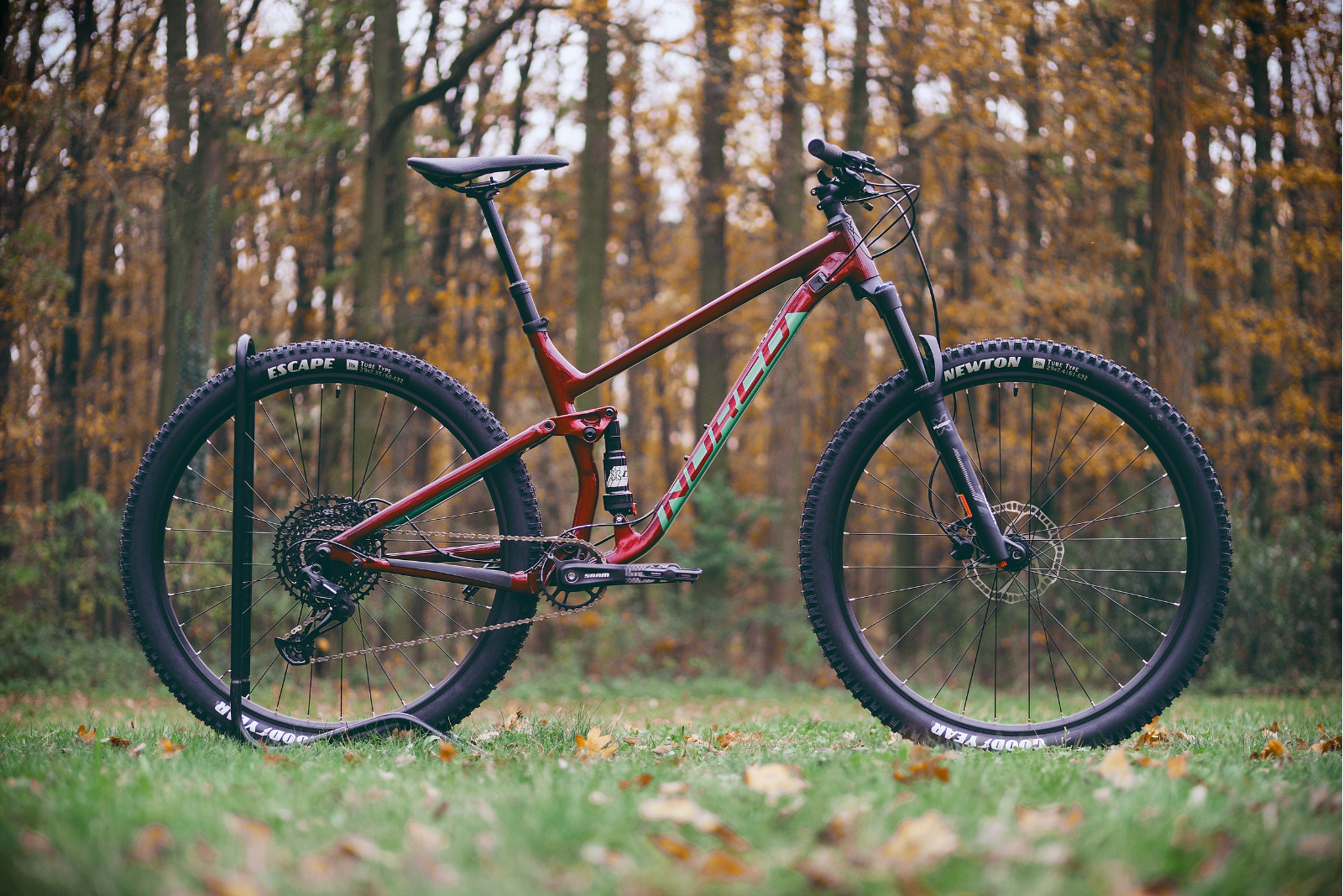 クロスバイク（万能） 画像